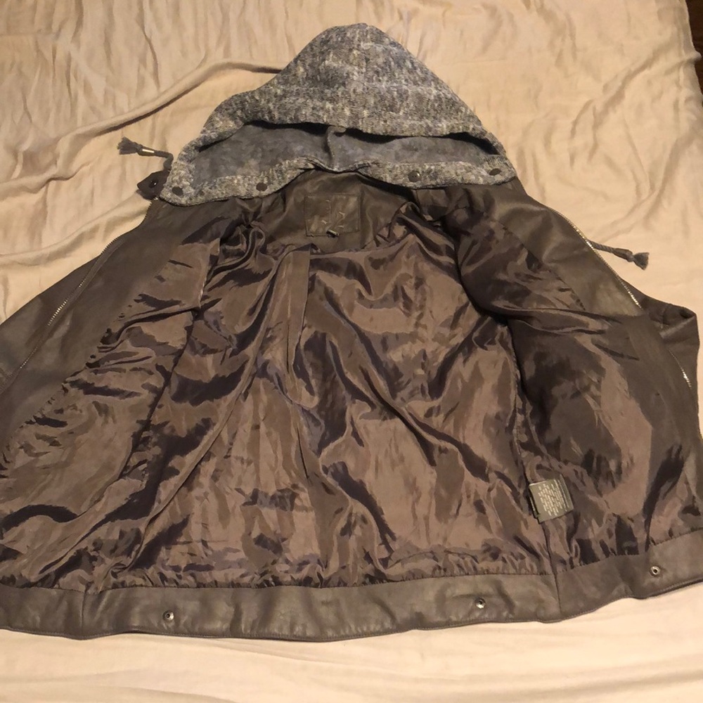 Leather Jacket - Picture 2 of 4